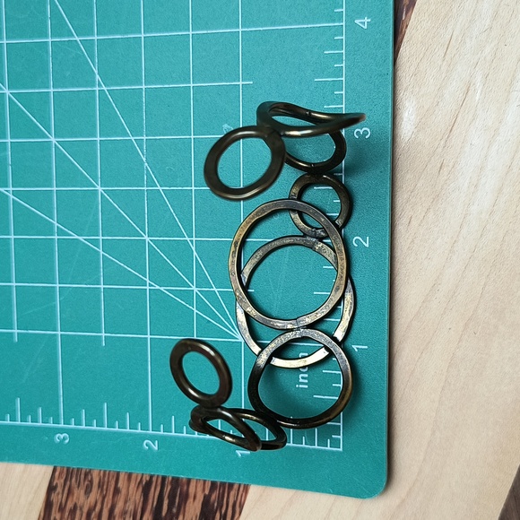 Open Cuff Bracelet Geometric Rare Y2K Old Gold Tone Metal - Picture 8 of 8